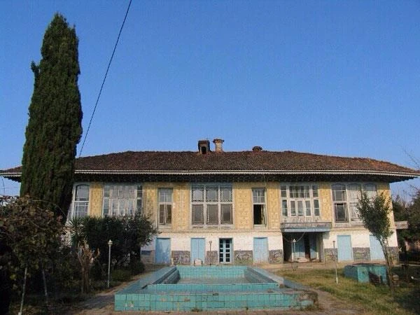 عمارت عبدالعلی صوفی یا سردار امجد املش