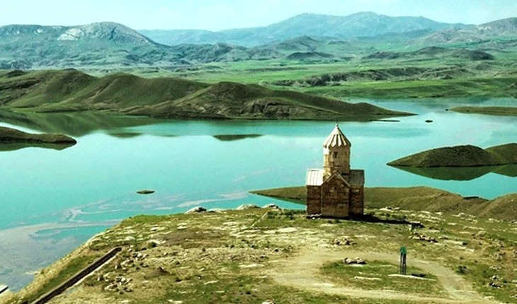 کلیسای زورزور ماکو