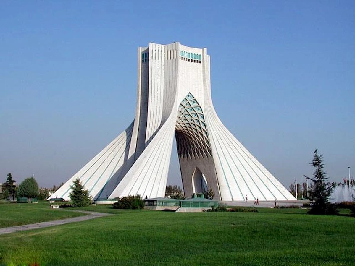 برج آزادی تهران