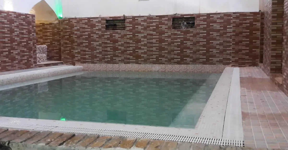 Горячий источник Шахан Гармаб Сефид Санг Фариман