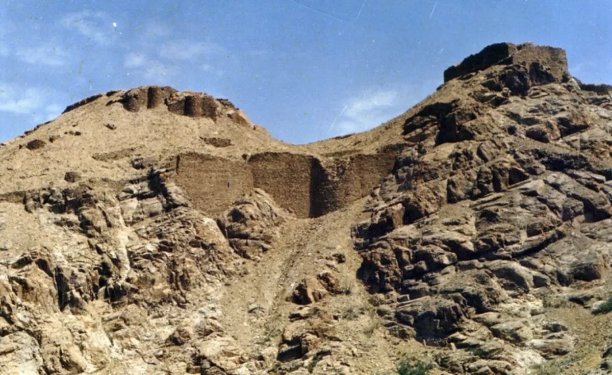  قلعه دختر شوراب گناباد