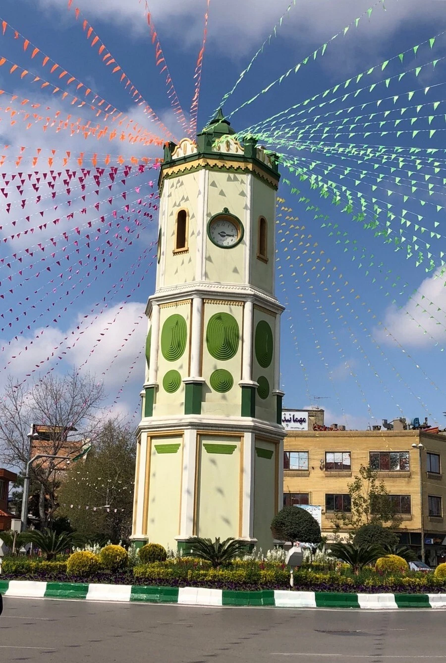 میدان ساعت ساری