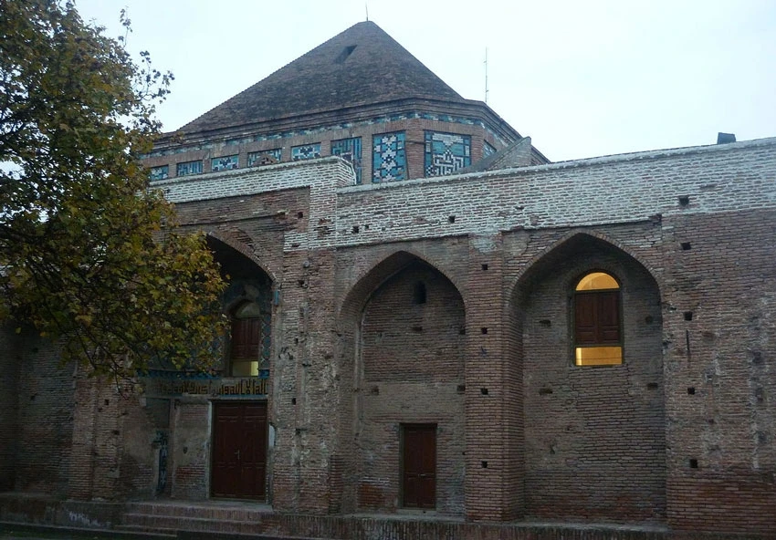 مشهد میر بزرگ آمل