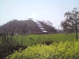 تپه باستانی گرد کوه