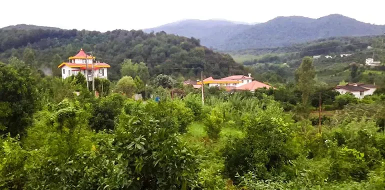 通卡邦萨利姆阿巴德村