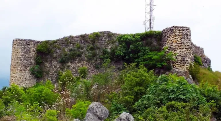 قلعة ماركوه تالارسر تنكابن