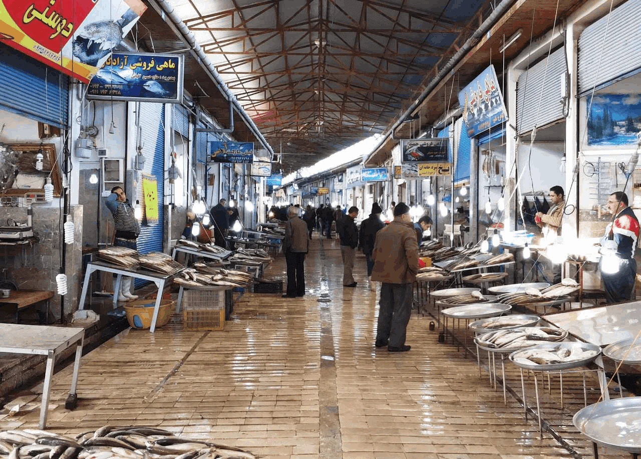 بازار ماهی فروشان تنکابن