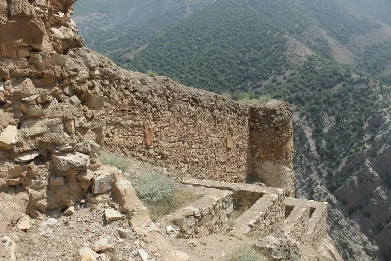 Burg Kangloo, Savadkuh