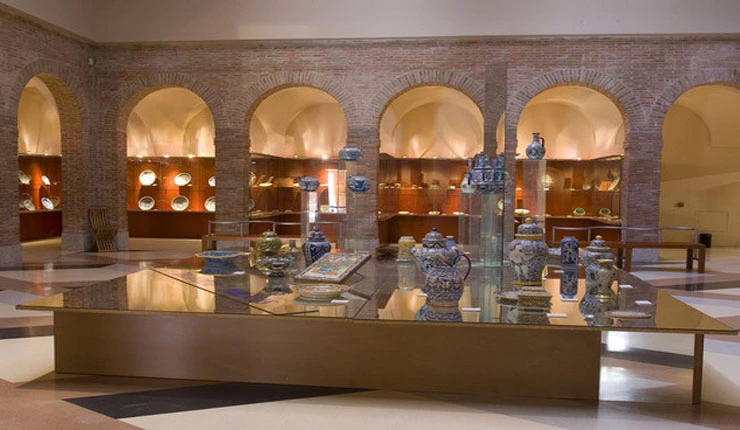 موزه سفال همدان