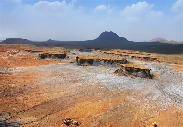 تخت محمد جعفر و دره دوزخی شاهین شهر