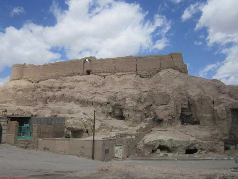 قلعه رستم بافران نائین