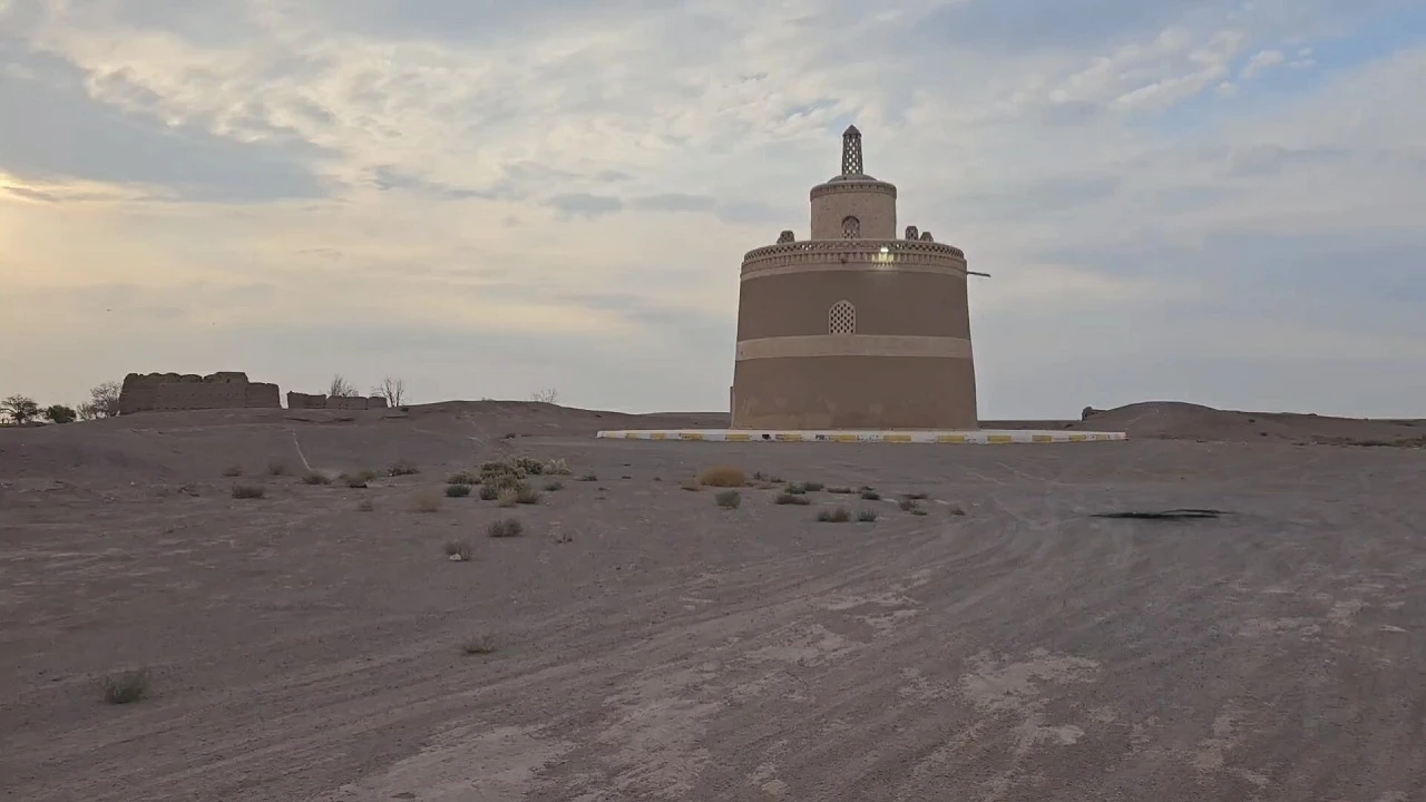 Tour de la maison à pigeons de Hoseynabad Harand
