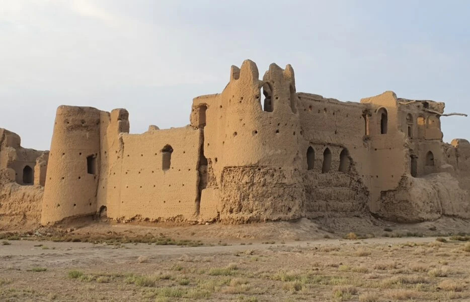 قلعه تازه نیک آباد