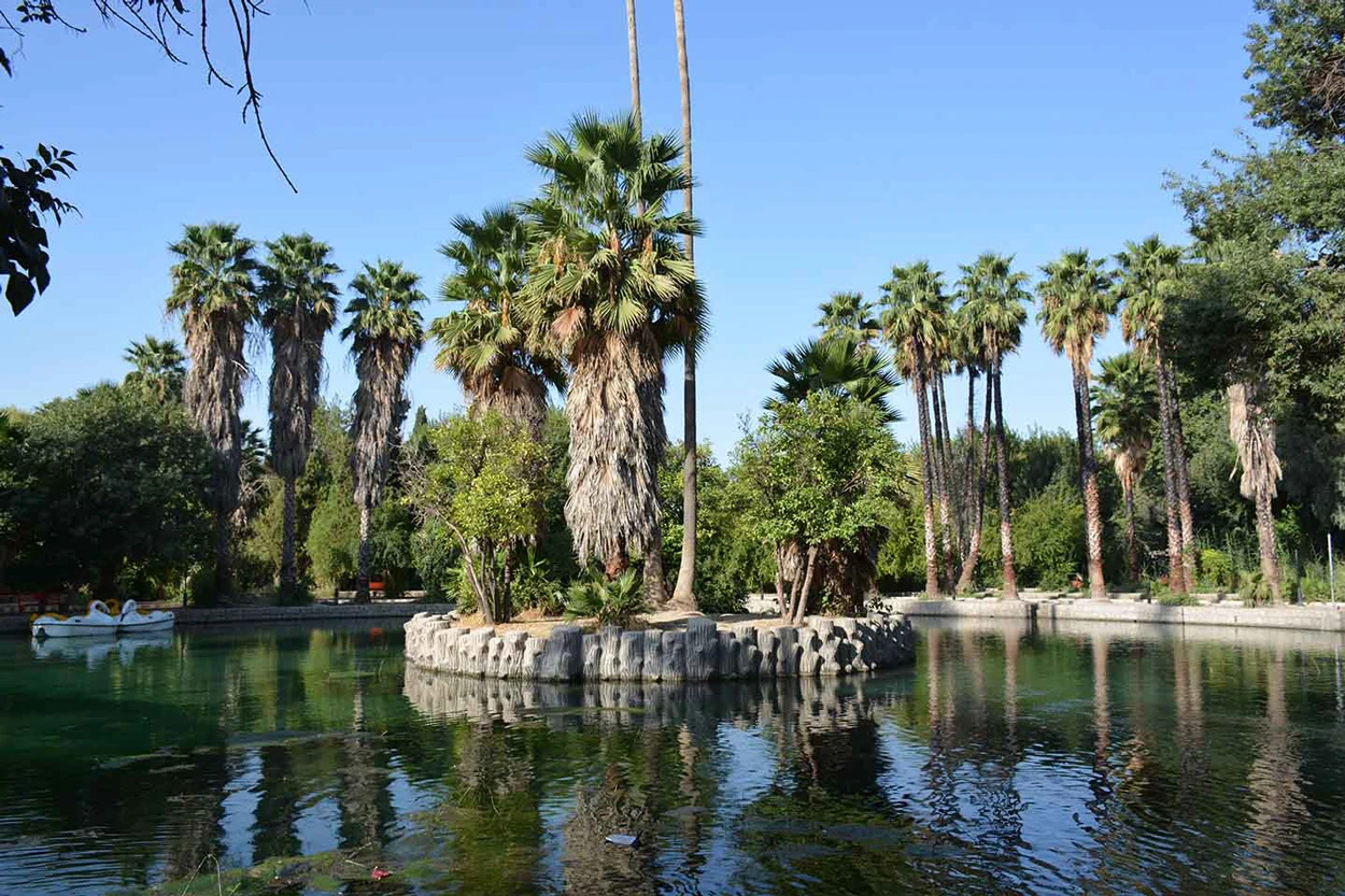 Source de Belqis Charam Bahmai