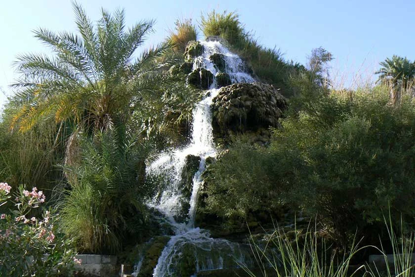 آبشار تزرج حاجی آباد