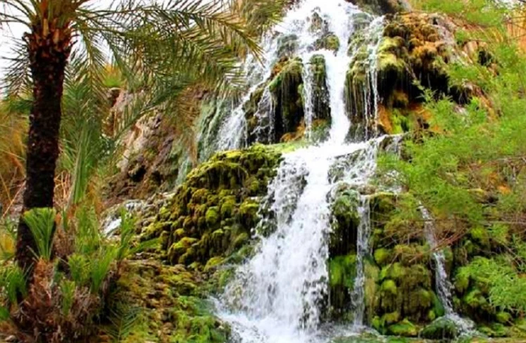 鲁丹西卡姆瀑布