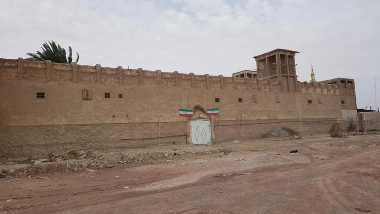 Haus Golbatan Bandar Kong