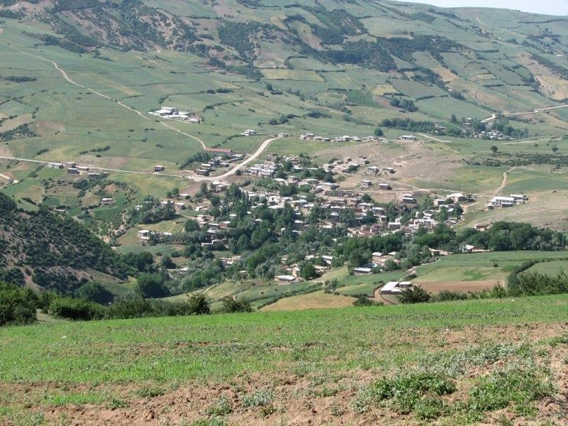 روستای قلعه قافه مینو دشت