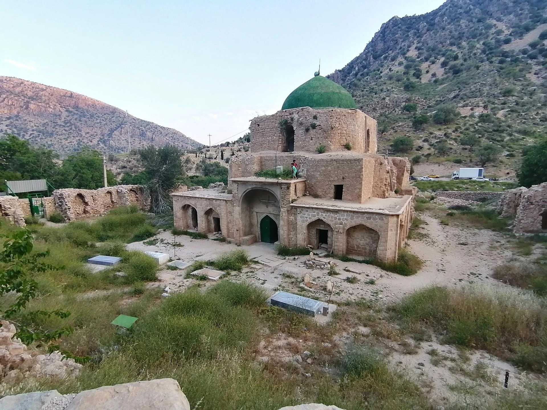 Imamzadeh Dawud Khorqe Firuzabad