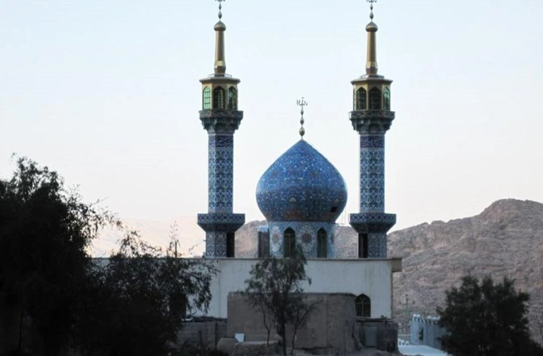 امام زاده شاه فرج الله لامرد