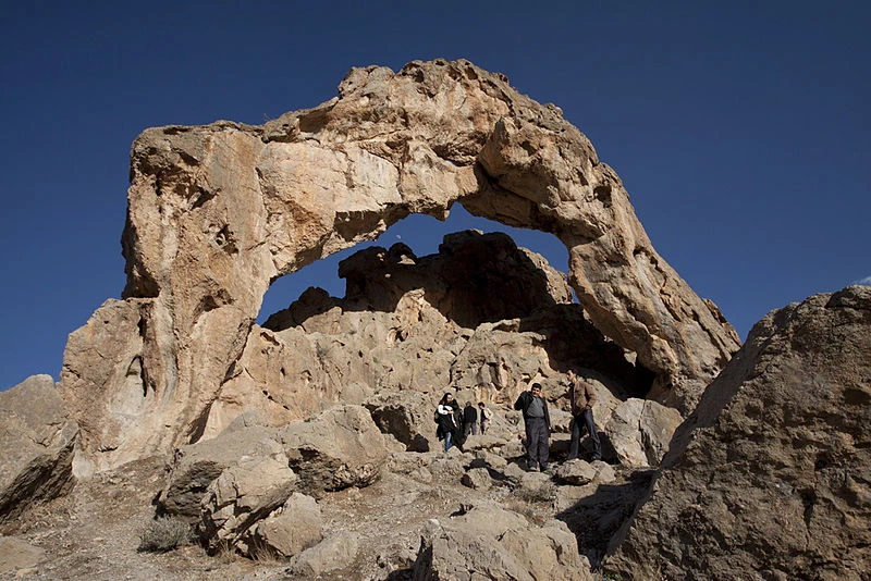 طاق پیر با صفا ارسنجان